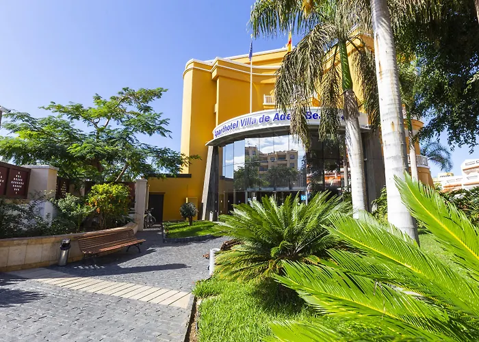 De Adeje מלון 3*